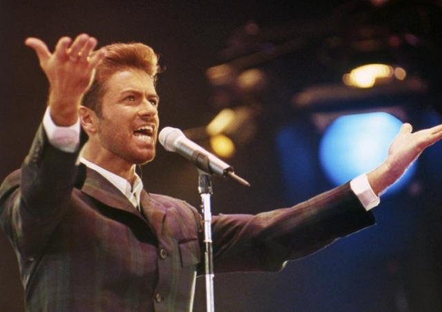 Nghệ sĩ người Anh George Michael vừa qua đời ở tuổi 53 - Ảnh: AP
