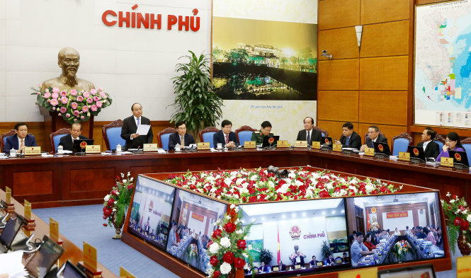 Thủ tướng Nguyễn Xuân Phúc chủ trì Hội nghị trực tuyến toàn quốc Chính phủ với các địa phương - Ảnh: TTXVN