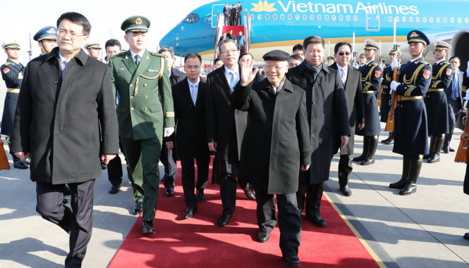 Tổng Bí thư Nguyễn Phú Trọng cùng Đoàn đại biểu cấp cao Việt Nam đã tới Thủ đô Bắc Kinh - Ảnh: TTXVN