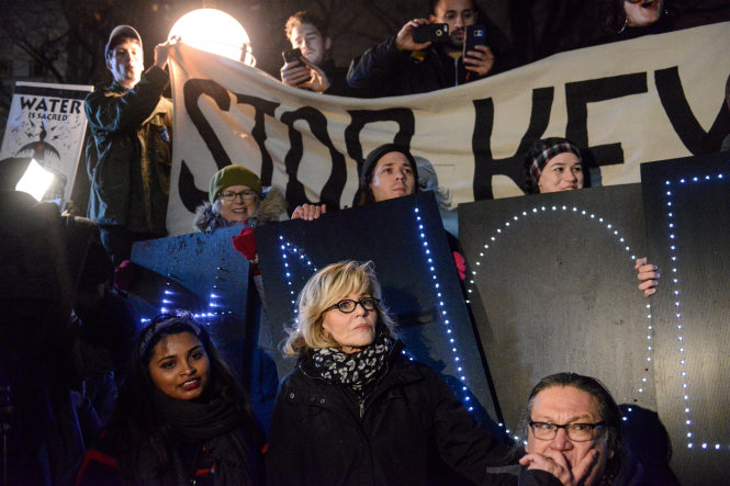 Nữ diễn viên Jane FondaFonda tham gia cuộc biểu tình ở New York - Ảnh: Reuters