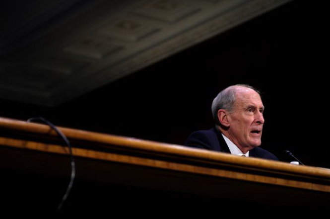 Ông Dan Coats trình bày trước Ủy ban tình báo Thượng viện Mỹ ngày 28-2 ở Washington - Ảnh: Reuters