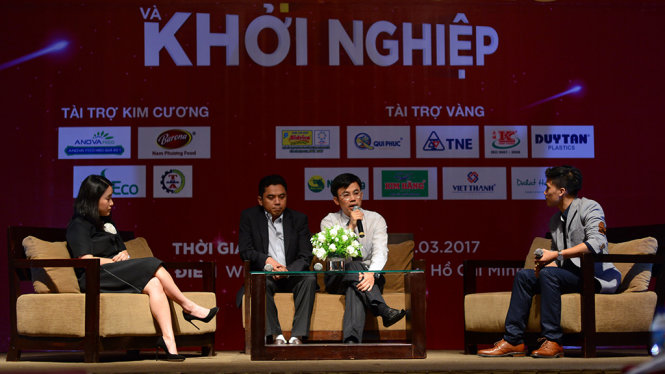Các doanh nghiệp trao đổi tại diễn đàn Ảnh: Quang Định