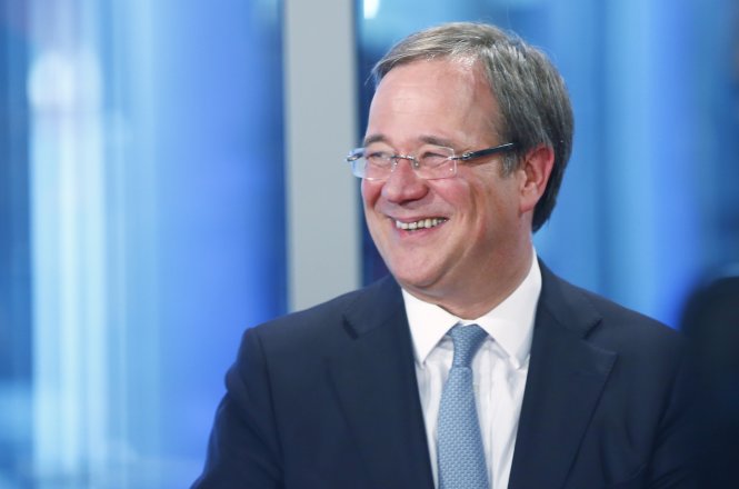 Ông Armin Laschet, ứng viên của CDU, tươi cười sau kết quả thăm dò bỏ phiếu ngày 14-5 - Ảnh: Reuters