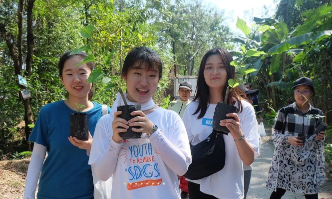 Các đại biểu trẻ tham dự chương trình trao đổi thanh niên châu Á - Thái Bình Dương - Ảnh: APYE Thailand
