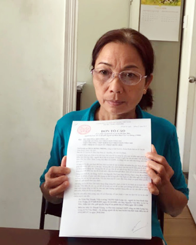 Bà Nguyễn Thị Loan, mẹ của tử tù Hồ Duy Hải, liên tục kêu oan cho con - Ảnh: T.Phong