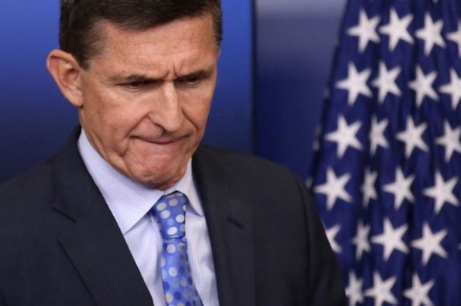 Cựu cố vấn an ninh quốc gia Mỹ Michael Flynn từ chức vì khai man mối quan hệ với người Nga - Ảnh: Reuters