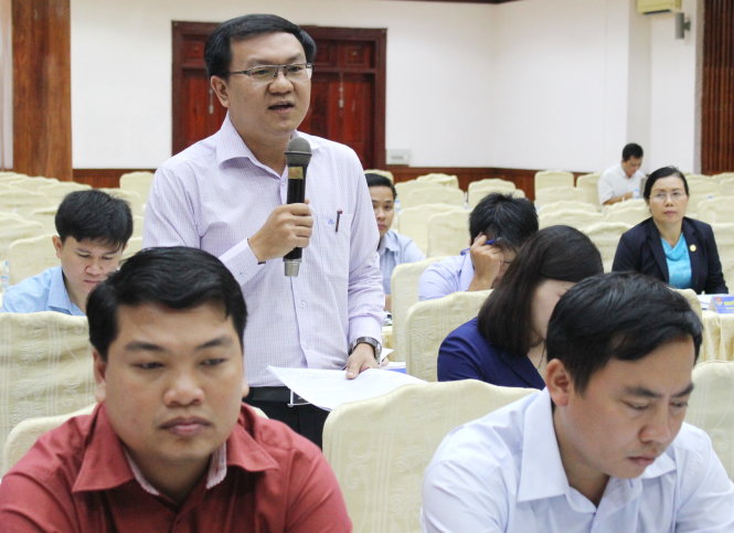 Phó bí thư thường trực Thành đoàn TP.HCM Lâm Đình Thắng phát biểu tại hội nghị - Ảnh: Q.L.