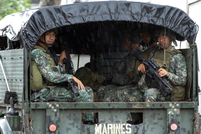 Dù được tăng viện, song quân đội Philippines vẫn chưa thể kết thúc chiến sự ở Marawi - Ảnh: Reuters