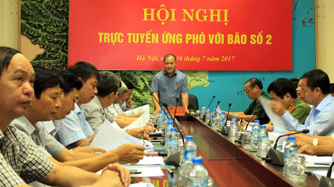 Thứ trưởng Bộ Nông nghiệp và Phát triển nông thôn Hoàng Văn Thắng chủ trì hội nghị trực tuyến ứng phó với bão số 2 - Ảnh : CHÍ TUỆ