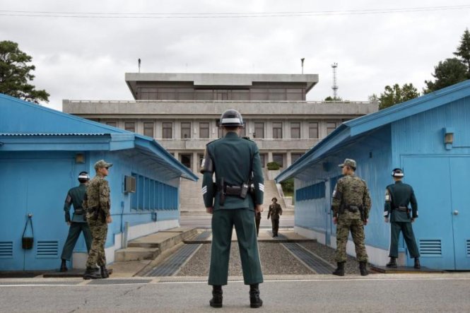 Hàn Quốc đã chính thức đề nghị đối thoại quân sự với Triều Tiên tại làng đình chiến Bàn Môn Điếm vào ngày 21-7 - Ảnh: Reuters