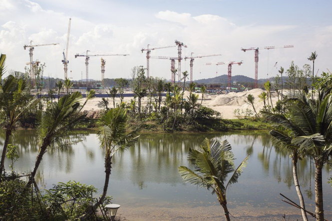 Dự án Forest City trị giá 100 tỉ USD đang xây dựng ở bang Johor - Ảnh: AFP