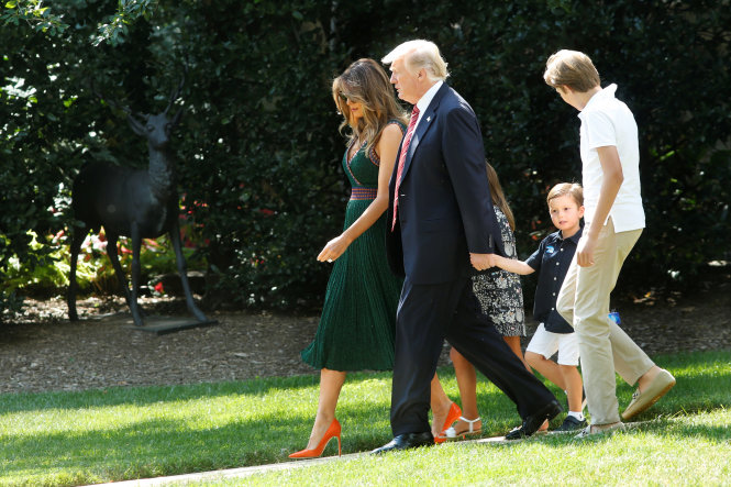 Gia đình tổng thống Donald Trump tại Nhà Trắng - Ảnh: Reuters