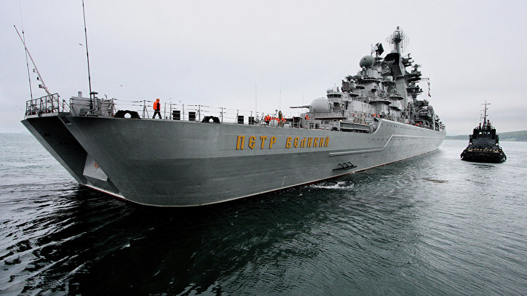Tuần dương hạm chạy năng lượng hạt nhân Peter Đại Đế - ảnh: RIA