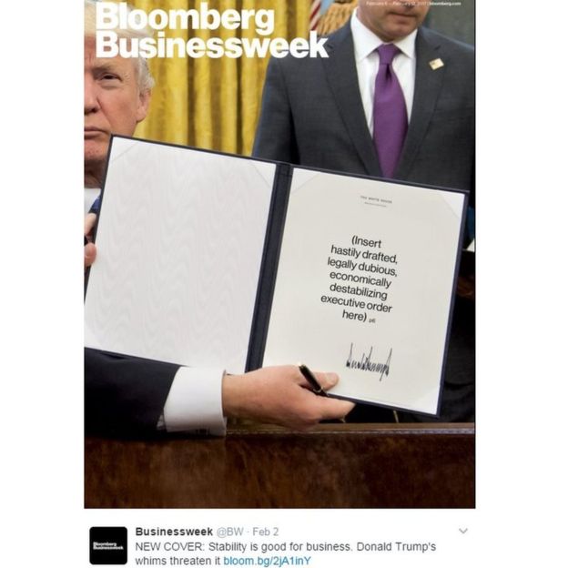 Bloomberg Businessweek đăng tấm hình ông Trump cầm bản sắc lệnh có nội dung: 