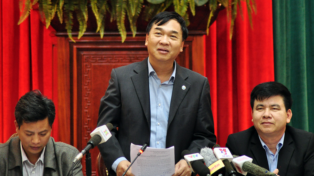 Giám đốc Sở Xây dựng Hà Nội cho biết ông đã báo cáo chủ tịch thành phố việc một số phường phản đối việc xây dựng nhà vệ sinh công cộng và nhận được chỉ đạo của chủ tịch thành phố, “không cần xin ý kiến các phường vì đã được các quận nhất trí” - Ảnh: Xuân Thành