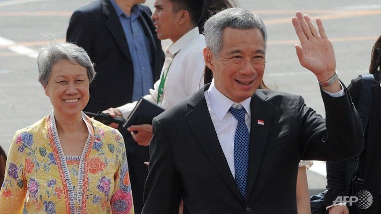 Thủ tướng Lý Hiển Long và Phu nhân Hà Tinh - Ảnh: AFP