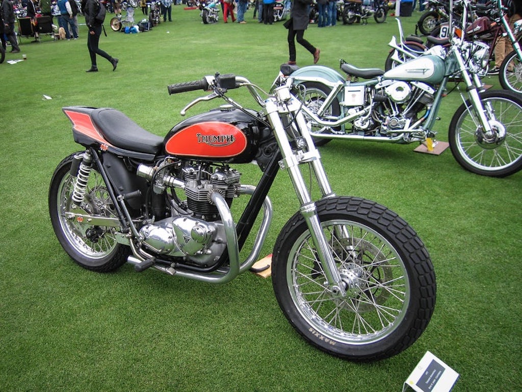 Chiếc môtô Triumph Bonneville 1977