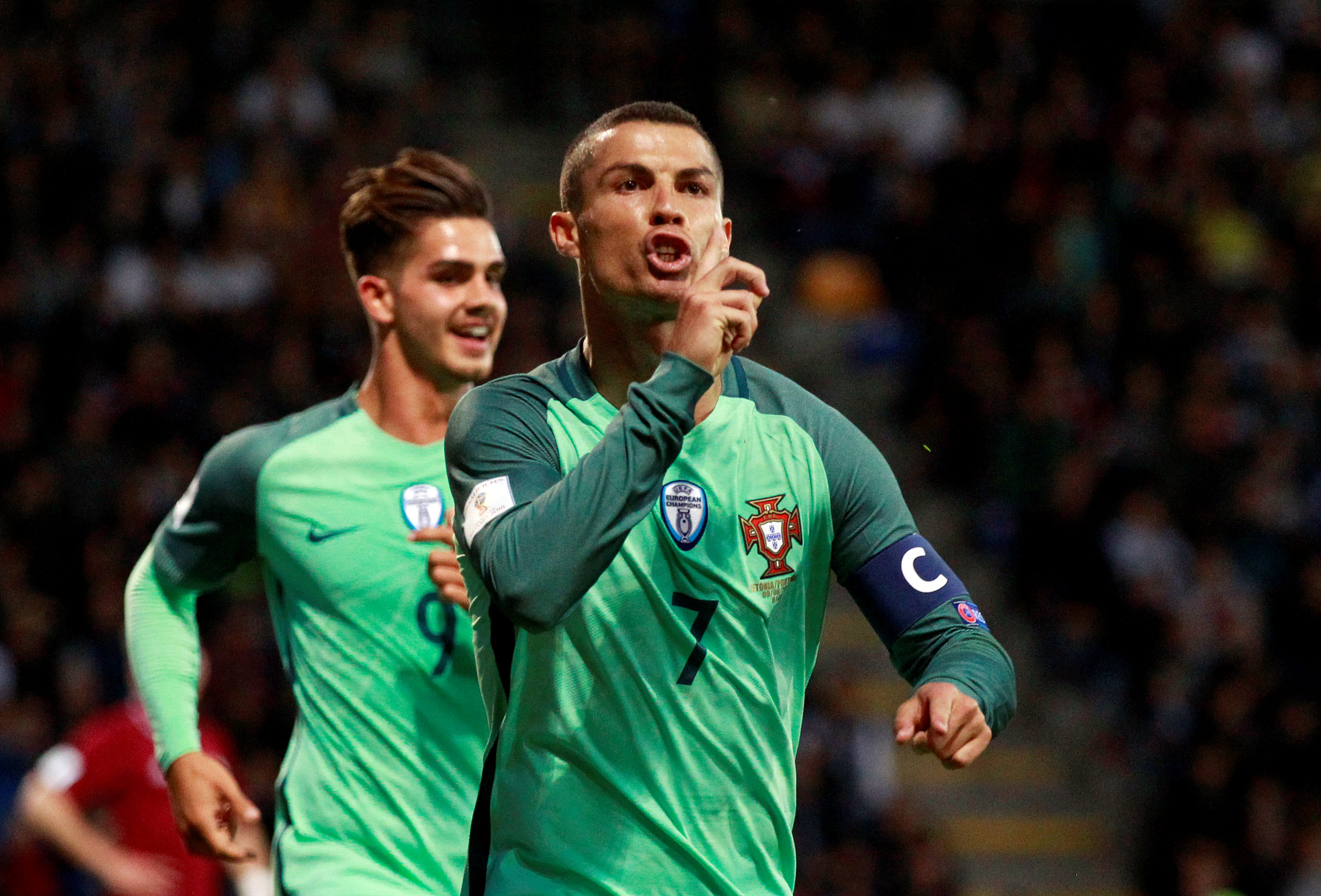 Ronaldo sẽ quyết tâm thi đấu tại COnfederations Cup 2017. Ảnh: REUTERS