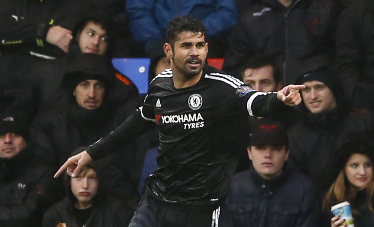 Diego Costa lấy lại phong độ giúp Chelsea hồi sinh - Ảnh: Reuters