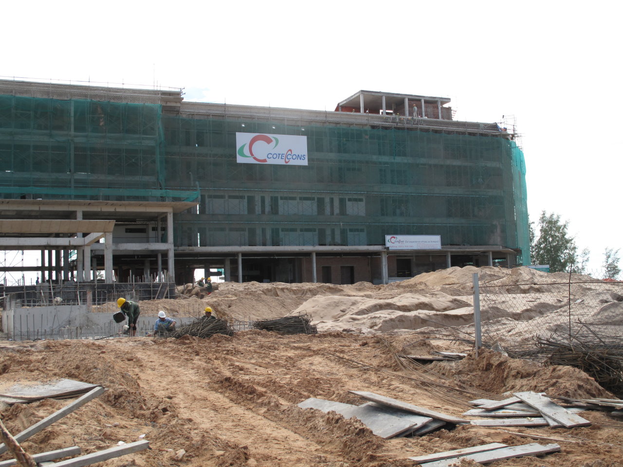 Một dự án khách sạn đang được xây dựng tại Bãi Trường, Phú Quốc - Ảnh: Duy Khánh
