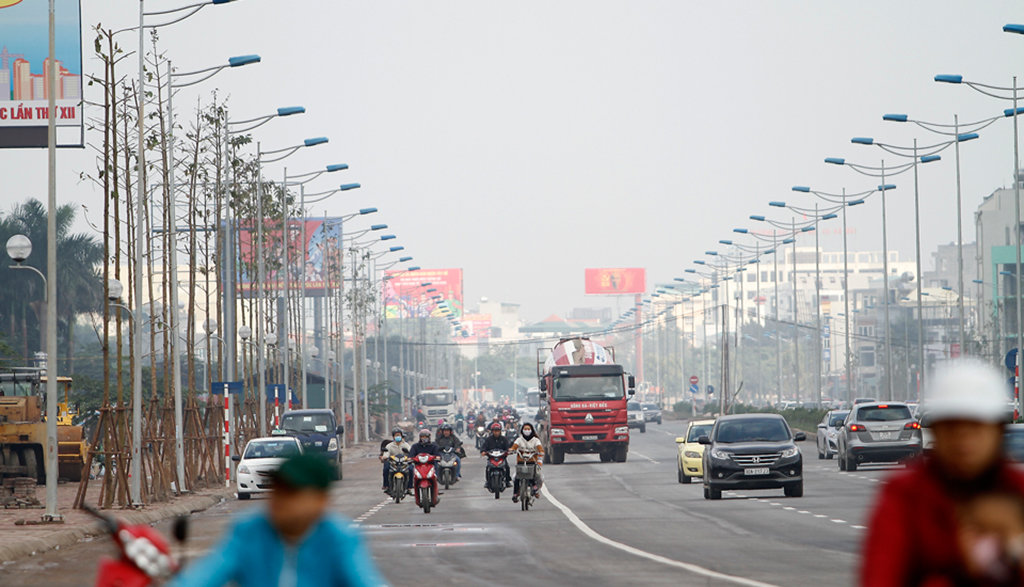Sáng 17-1, Sở Giao thông Vận tải Hà Nội đã thông xe kỹ thuật, cho phép các phương tiện lưu thông trên toàn tuyến - Ảnh: Nam Trần