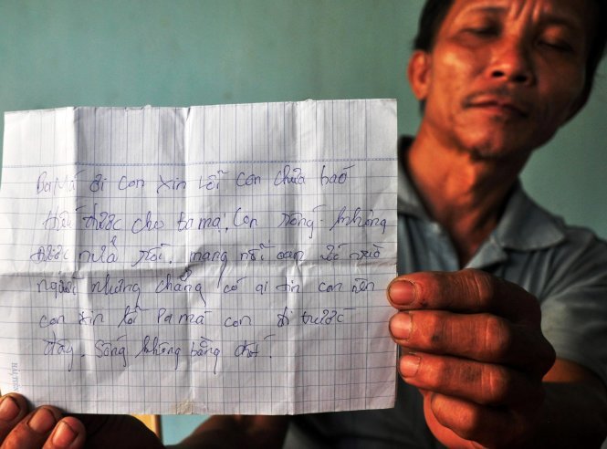 Tâm viết thư để lại rồi tự tử bằng thuốc diệt cỏ - Ảnh: Trần Mai