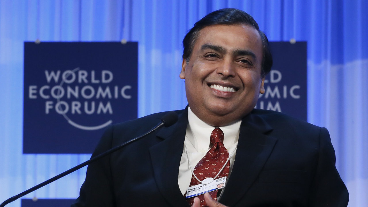 Tỉ phú Mukesh Ambani - Ảnh: Reuters