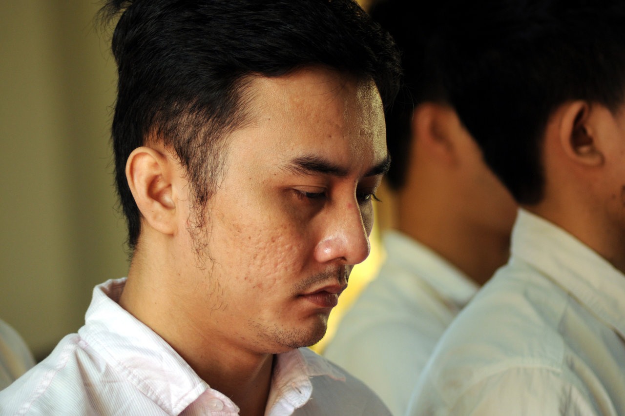 Đội trưởng Phạm Hữu Phát nghe đề nghị mức án của mình - Hà Mi