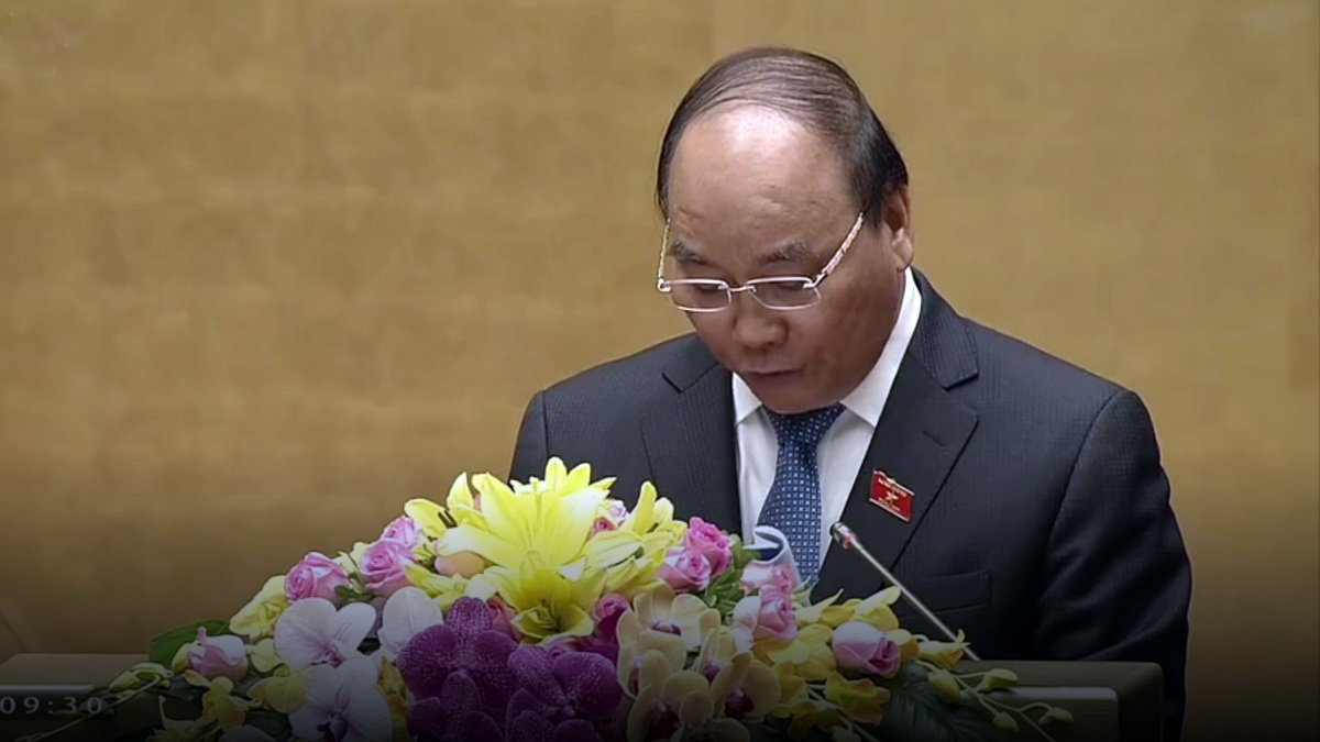 Thủ tướng Nguyễn Xuân Phúc trình bày cáo cáo tại Quốc hội sáng 20-10
