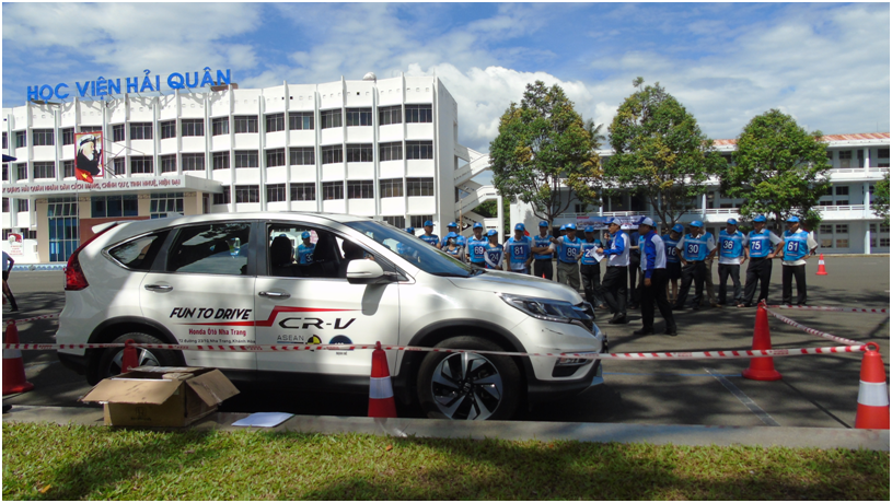 Honda ôtô Nha Trang tổ chức sự kiện hướng dẫn lái xe an toàn - Tuổi Trẻ ...