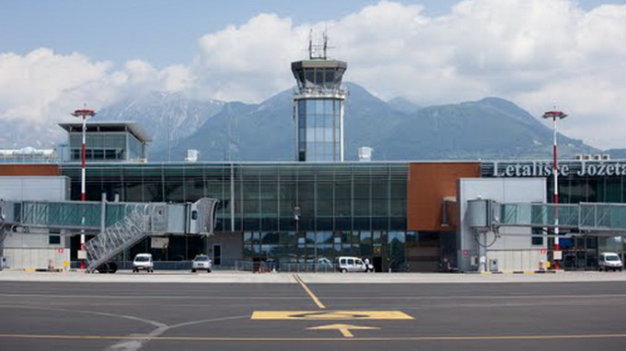 Sân bay Ljubljana - Ảnh: Slovenia Times