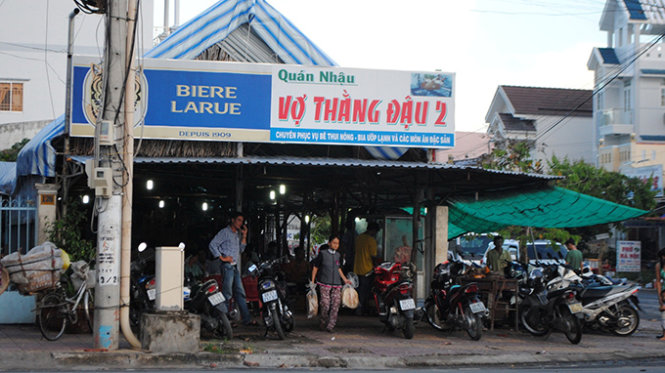 Một trong các quán ăn “Vợ thằng Đậu” ở TP Cà Mau - Ảnh: T.Thái