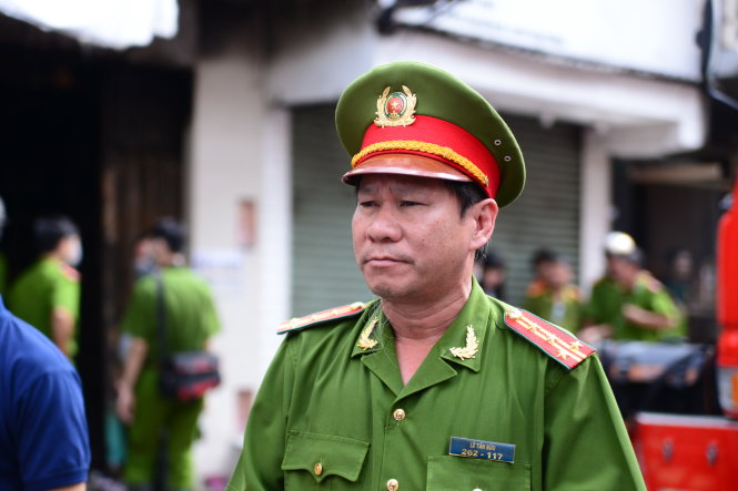 Đại tá Lê Tấn Bửu, giám đốc Cảnh sát PCCC TP.HCM - Ảnh: H.K.
