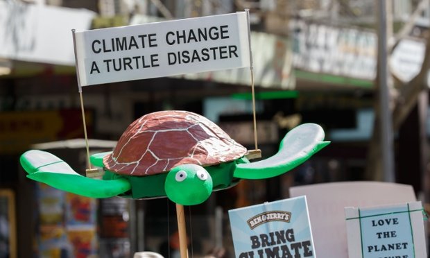 Biểu tưởng chú rùa tại cuộc diễu hành People’s Climate March, Melbourne (Úc) - Ảnh: Guardian