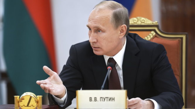 Tổng thống Nga Vladimir Putin sẽ đối thoại với người đồng cấp Ukrain ở Milan (Ý) - Ảnh: Reuters