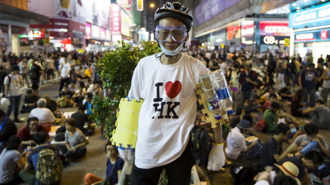  Người biểu tình Hong Kong tập trung ở khu mua sắm Mongkok - Ảnh: Reuters 