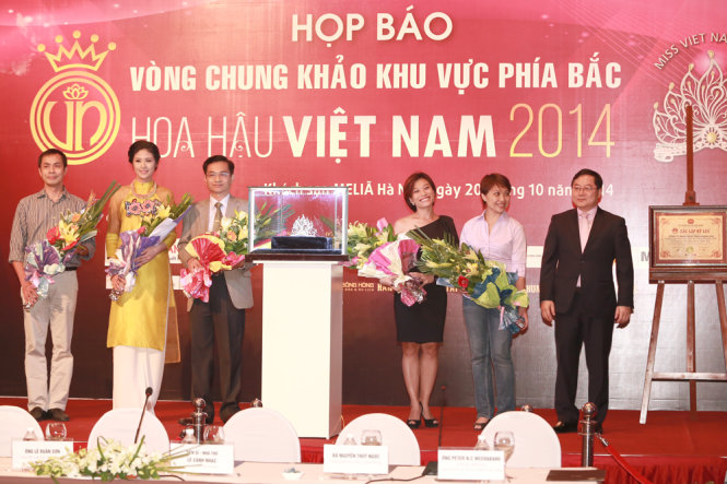 Ban giám khảo cuộc thi “Hoa hậu Việt Nam” 2014 - Ảnh: BTC cung cấp