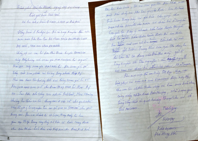 Lá thư đề ngày 28-10 gửi báo Tuổi Trẻ và lá thư đề ngày 26-10 gửi anh Nguyễn Văn Nam của tác giả Kiên Giang - Ảnh: T.T.D.