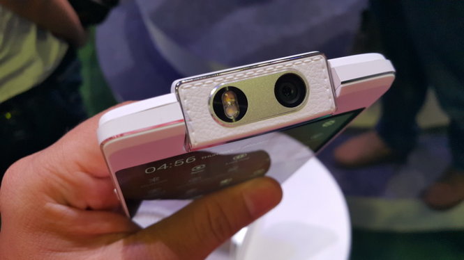 Camera xoay độc đáo của Oppo N3 - Ảnh: T.Trực