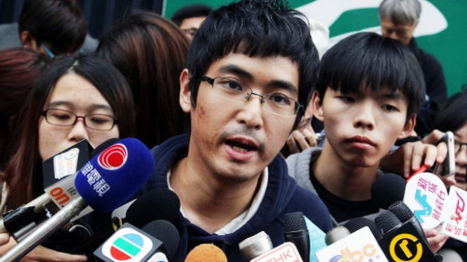 Lãnh đạo Hiệp hội sinh viên Hong Kong Alex Chow Yong Kang đang trả lời phỏng vấn  Ảnh: SCMP