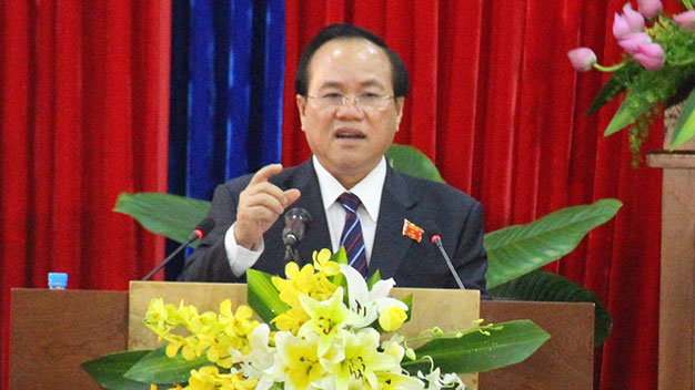 Ông Lê Thanh Cung, Chủ tịch UBND tỉnh Bình Dương phát biểu tại kỳ họp của HĐND tỉnh - Ảnh: Bá Sơn
