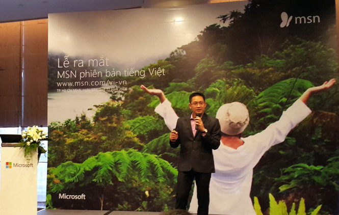 Tổng giám đốc Microsoft Việt Nam, ông Vũ Minh Trí công bố cổng thông tin MSN Việt Nam chính thức hoạt động ngày 17-12 - Ảnh: T.Trực