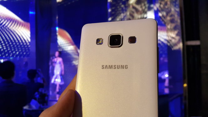 Samsung Galaxy A5 - Ảnh: Phong Vân