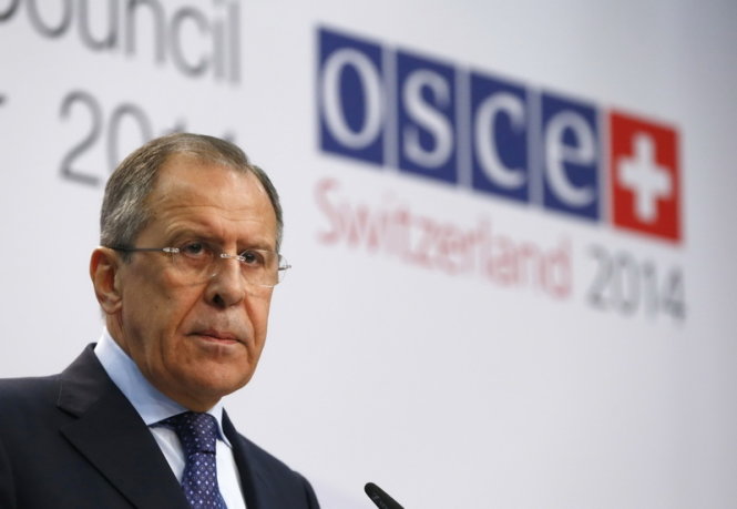 Ngoại trưởng Nga Sergei Lavrov - Ảnh: Reuters