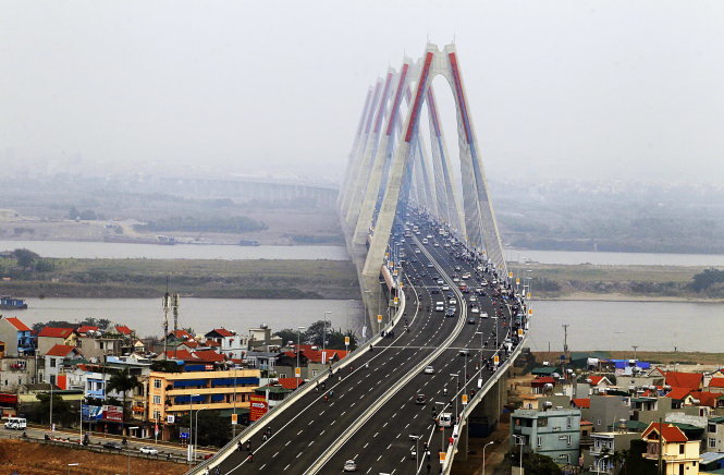 Sau gần 5 năm xây dựng, cầu Nhật Tân đã chính thức đi vào hoạt động ngày 4-1-2015 - Ảnh: Nguyễn Khánh