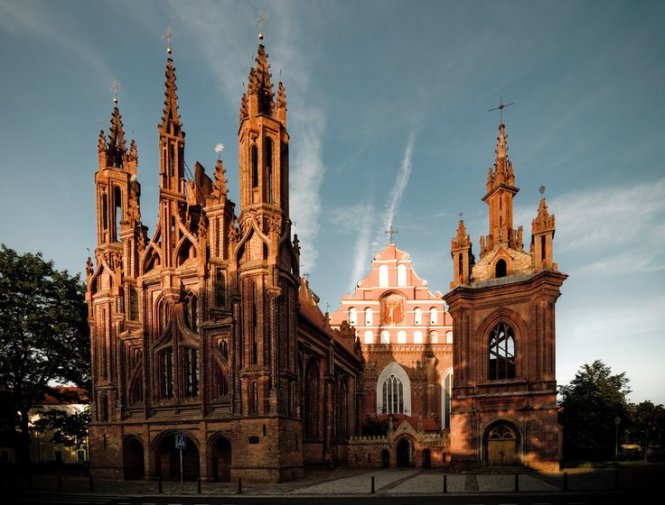 Nhà thờ St.Anna ở thủ đô Vilnius - Ảnh: flickr