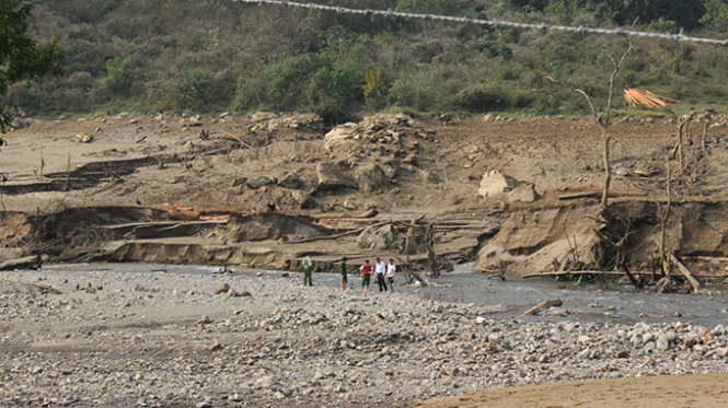 Khu vực tìm thấy thi thể nạn nhân cách công trường thi công thủy điện Thuận Hòa hơn 2 km - Ảnh: Bình Minh