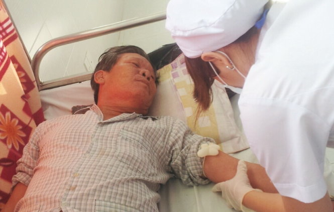 Ông Thiệt đang điều trị tại bệnh viện - Ảnh: T.Trang