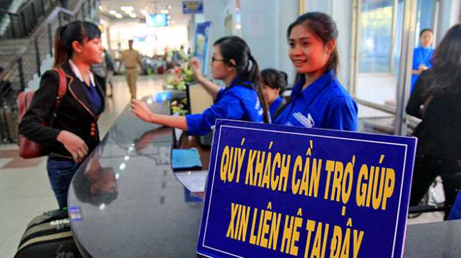 Niềm nỡ đón khách tai ga Sài Gòn