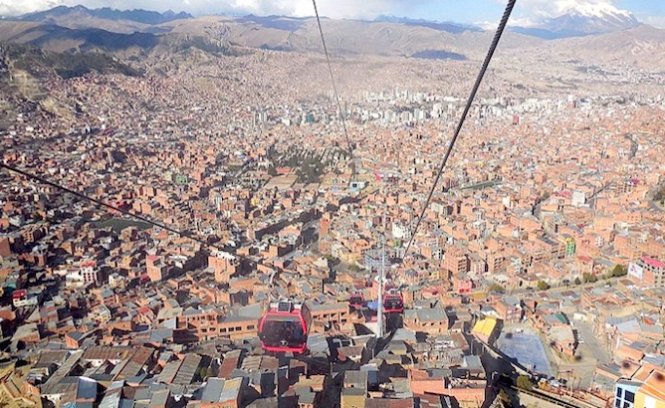 Cáp treo Mi Teleferico (La Paz, Bolivia) - Ảnh: CNN